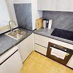 Apartment Superbe 2p Avec Terrasse, Climatisation Et Vue A - Fr-1-196-196 *