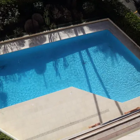 Apartment Magnifique 2p Climatise Avec Terrasse, Garage Et Wifi Gratuit - Fr-1-196-196 *