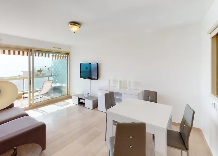 Apartament Superbe 2p Avec Terrasse, Climatisation Et Vue A - Fr-1-196-196 Mentona