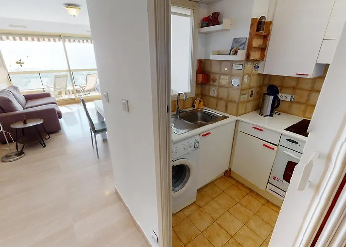 Superbe 2p Avec Terrasse, Climatisation Et Vue A - Fr-1-196-196 * Mentona